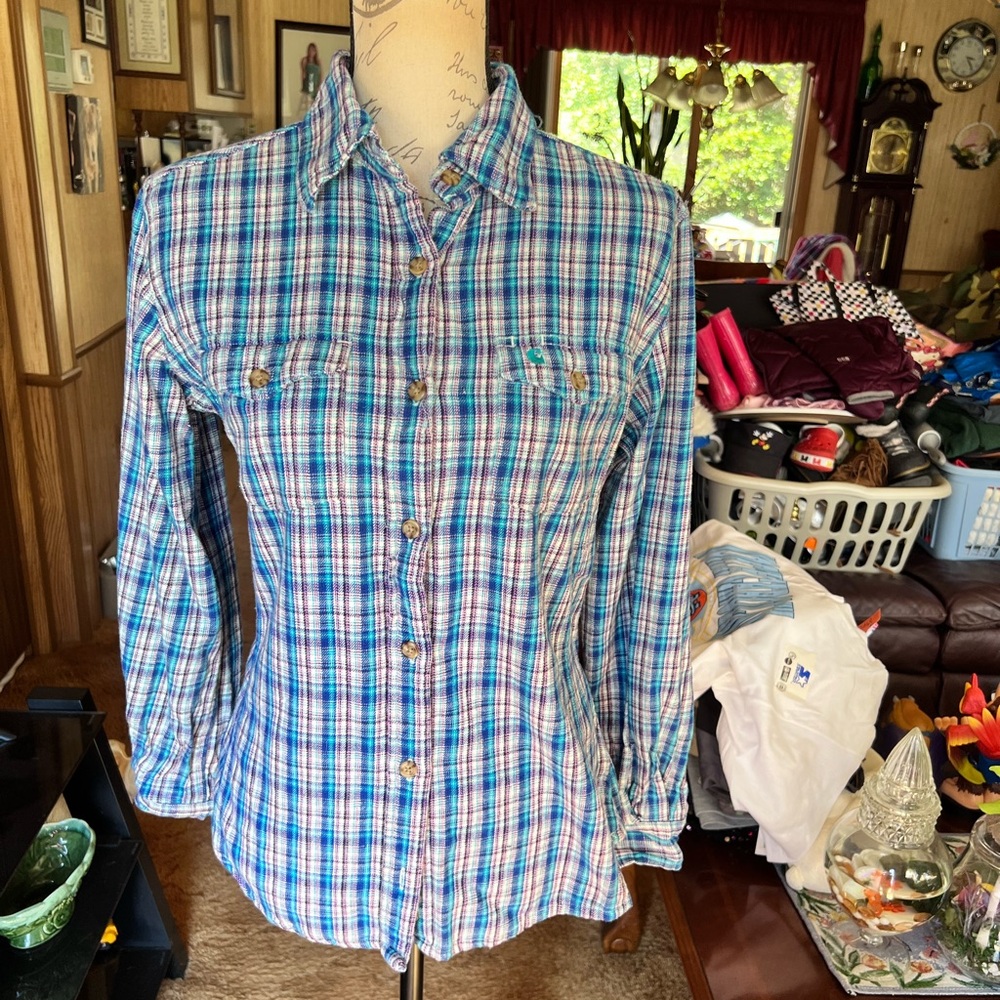 Women’s Carhartt button down plaid striped long sleeve shirt.